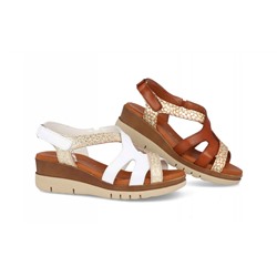 32211 - DIGO DIGO
                SANDALIAS DE CUÑA