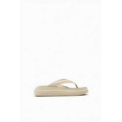 FLATFORM SANDALS