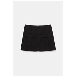 Falda corta slim bolsillos
