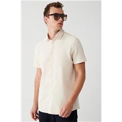 Avva Erkek Bej Kolay Ütülenebilir Klasik Yaka Örme Likralı Pamuklu Slim Fit Dar Kesim Kısa Kollu Gömlek E E002051