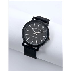 LADIES BLACK CLASSIC STRAP ANALOG WATCH