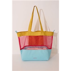 Bolso mesh y nylon estampado blanco
