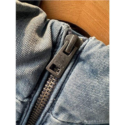 Джинсовая утепленная жилетка Levi*s