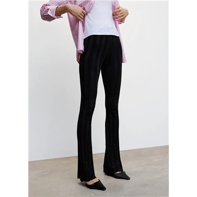 Pantalón punto acampanado -  Mujer | MANGO OUTLET Melilla