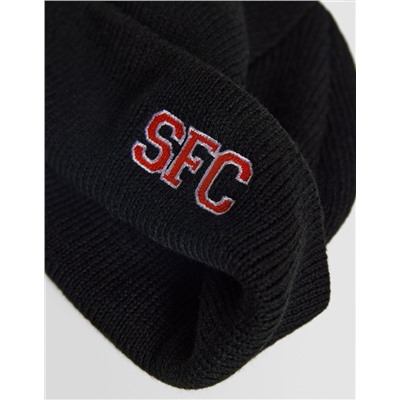 Short varsity beanie