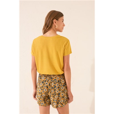 Pantalón corto estampado floral