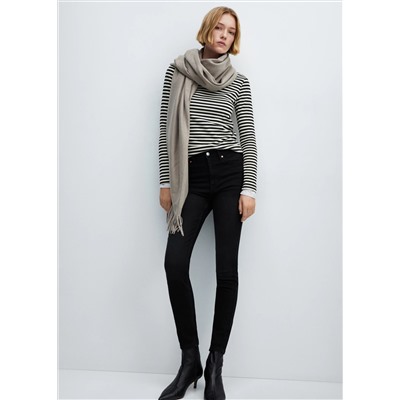 Jeans skinny tiro alto