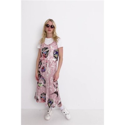 Vestido lencero con camiseta