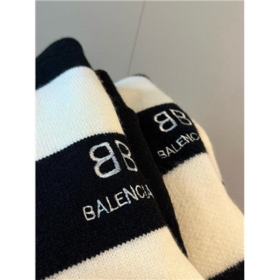 Кардиган оверсайз Balenciag*a   Реплика