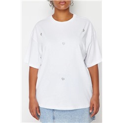 Beyaz Kalp Aksesuar Detaylı Oversize %100 Pamuk Örme T-shirt TBBSS24BF00008