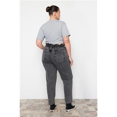 Gri Yüksek Bel Beli Lastikli Büyük Beden Mom Jeans TBBAW23JE00002
