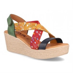 214 - BDA
                SANDALIAS DE CUÑA