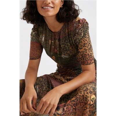 Vestido midi manga corta