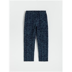Hose aus Strukturstoff