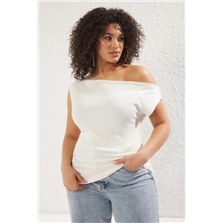 Ekru Çizgili Premium Yumuşak Kumaşlı Fitted Kayık/Madonna Yaka Esnek Örme Bluz TBBSS25AF00029