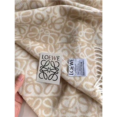 Шарф  LOEW*E 💛 (Эта модель изготовлена по индивидуальному заказу для витрины прилавка в Барселоне!)