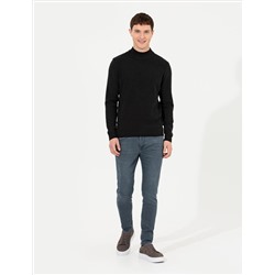 Siyah Slim Fit Yarım Balıkçı Yaka Triko Kazak
