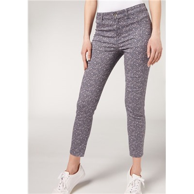 Push-Up-Jeans aus Denim