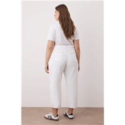 Beyaz Yüksek Bel Büyük Beden Baggy Jeans TBBAW26CJ00046
