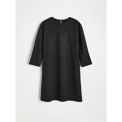 Kleid In Velourslederoptik