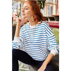 OlalookKadın Beyaz İndigo Çizgili Basic Yumuşak Dokulu Salaş Sweatshirt SWT-19000457
