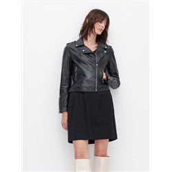 Lederjacke im Biker-Stil