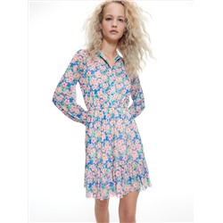 Gemustertes kleid