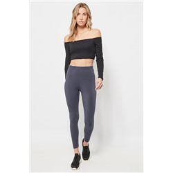 Top crop Negro