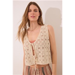 Chaleco corto crochet beige