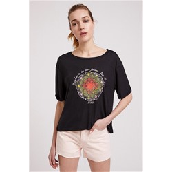 Lee Cooper Kadın Ethnic O Yaka T-Shirt Siyah 202 LCF 242023