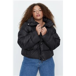 Trendyol Curve Siyah Dik Yaka Crop Şişme Mont TBBAW23AW00003