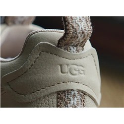 Женские кроссовки на высокой подошве  Экспорт ❄️ Ug*g