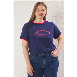Lacivert Bisiklet Yaka Basklı Örme Büyük Beden T-Shirt TBBSS25BF00014