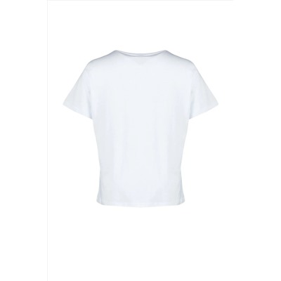 Beyaz Regular Fit Basic Bisiklet Yaka %100 Pamuk Örme Büyük Beden T-Shirt TBBSS22TS0733