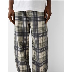Checked balloon fit trousers
