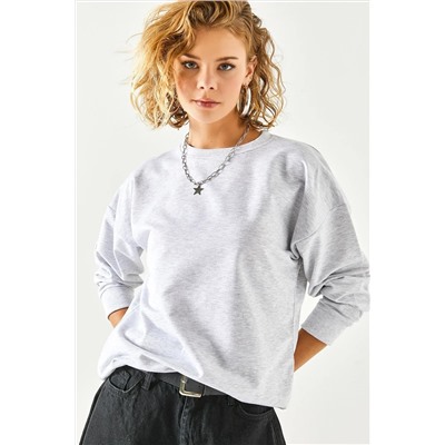 Olalook Kadın Gri Melanj Basic Yumuşak Dokulu Salaş Sweatshirt SWT-19000457