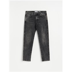 Jeans im Slim-Fit