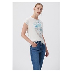 MaviKelebek Baskılı Beyaz Tişört Slim Fit / Dar Kesim 1611736-70057