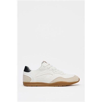 CONTRAST RUNNING TRAINERS