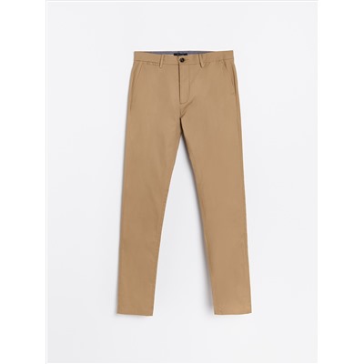 Slim-Fit-Chinohose mit hohem Baumwollanteil