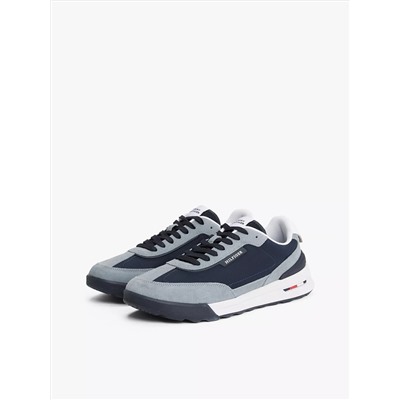 Classic Suede Running Sneaker