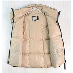 Женский стеганый жилет с капюшоном