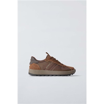 CONTRAST TRAINERS
