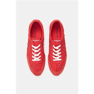 Zapatillas de piel bordadas