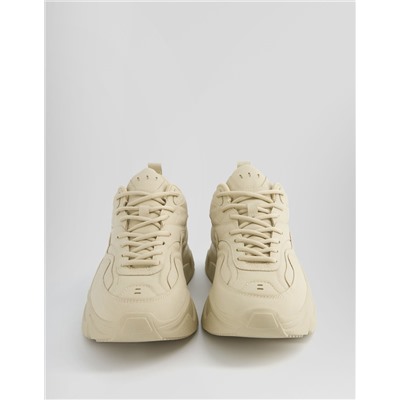 Chunky trainers with topstitching detail