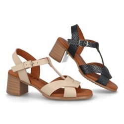 3436 - BDA
                SANDALIAS DE TACÓN