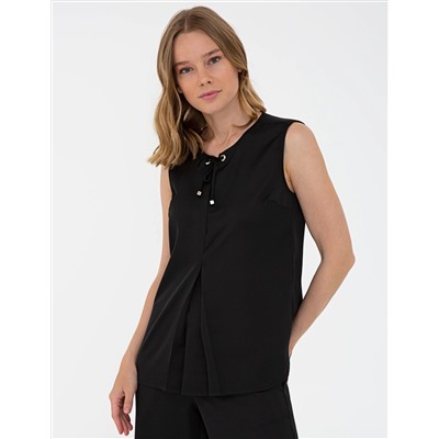 Siyah Regular Fit Kolsuz Bluz