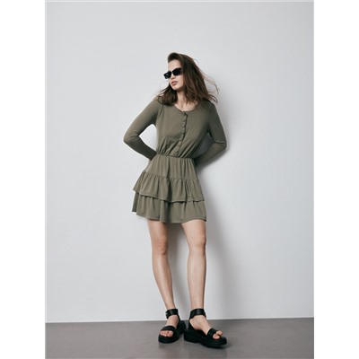 Minikleid mit Rüschen