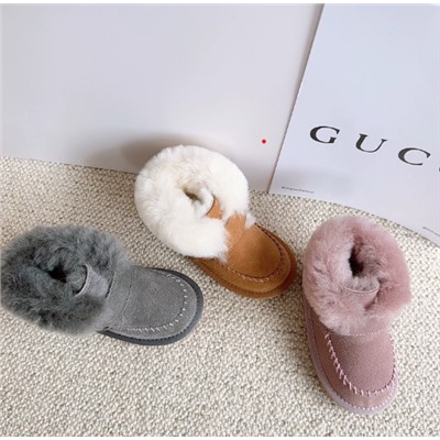 Детские ботинки