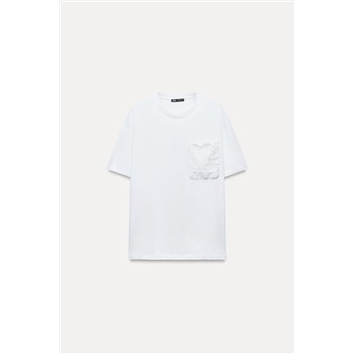 T-SHIRT WITH SWISS-EMBROIDERED POCKET